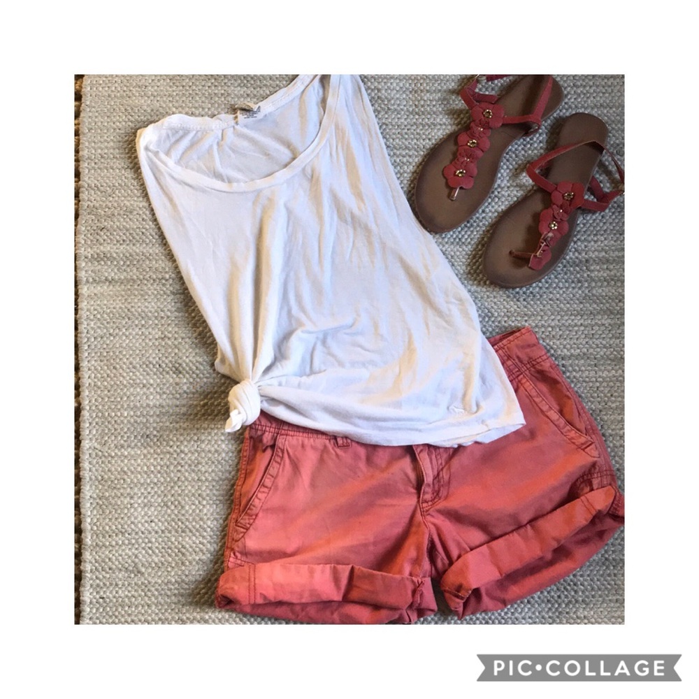 AE Outfitters Washed Coral Roll Up Shorts